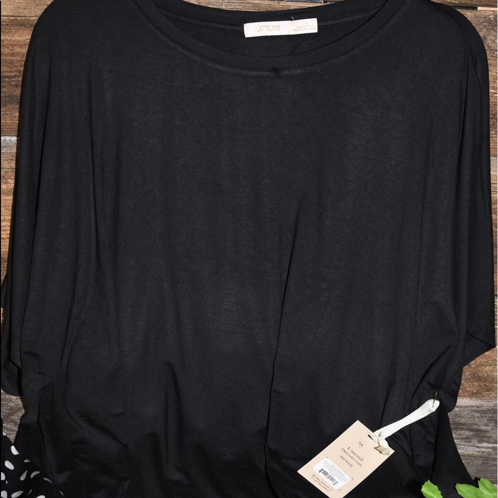 Lattelove Quality Oversized Boxy Black T Shirt size Large NWT